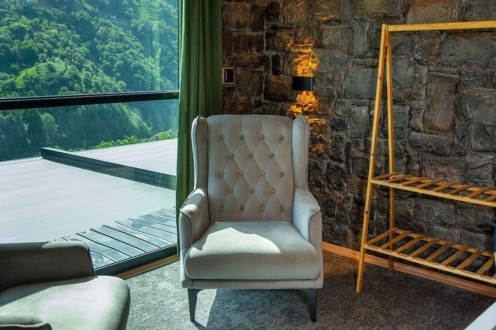 Pavri Suit Bungalov Deluxe Room, Lake View 8