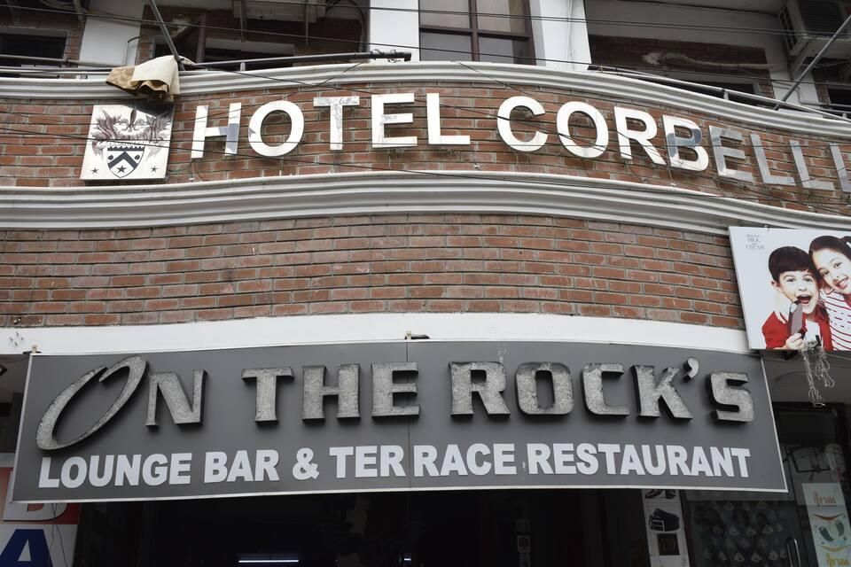 Treebo Trend Hotel Corbelli Heritage Town Executive Double Room 2