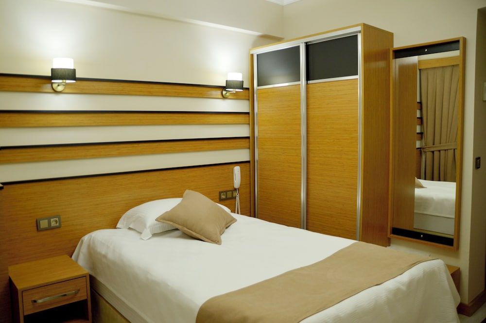 Quars Garden Hotel Classic Single Room