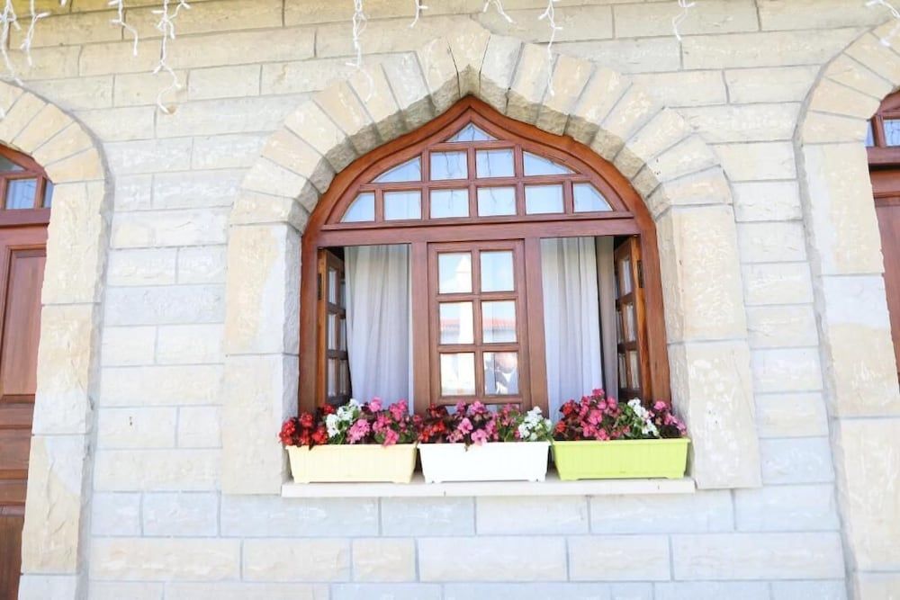 Tarihi Kumbaba Otel