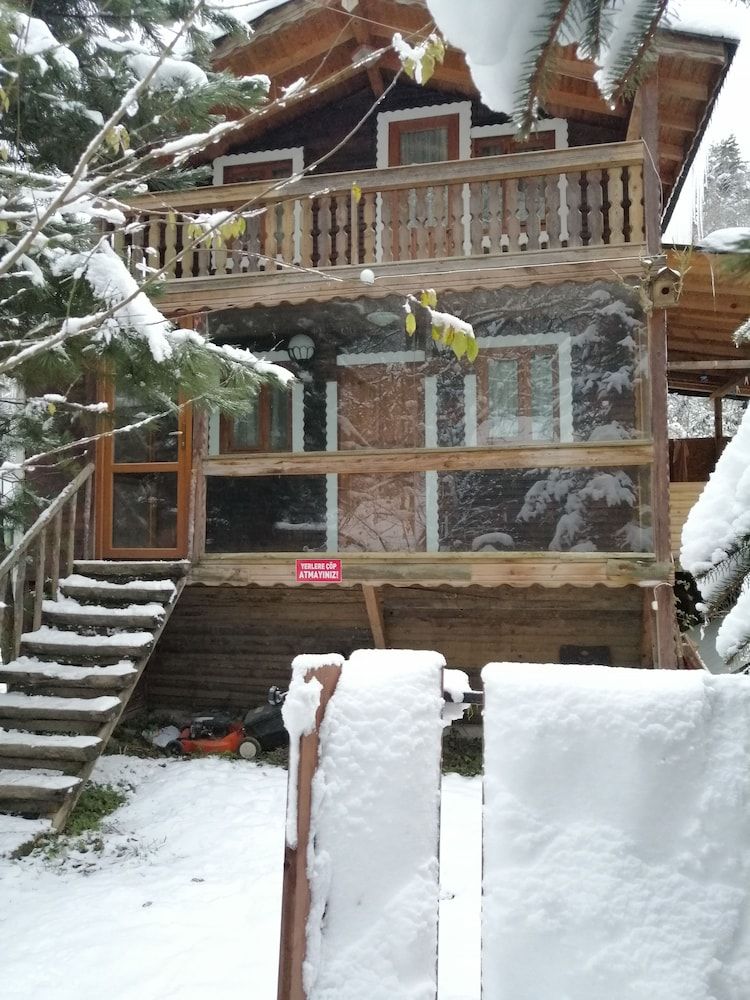 Abant Dere Otel Bungalow (Kus Evi) 4