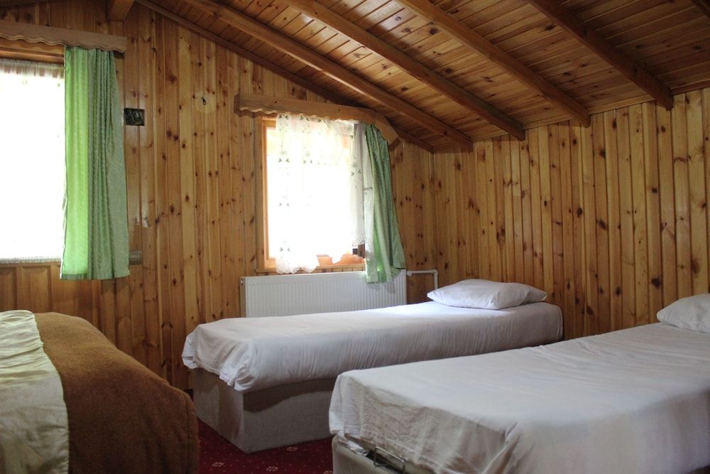 Abant Dere Otel Bungalow (Kus Evi) 9