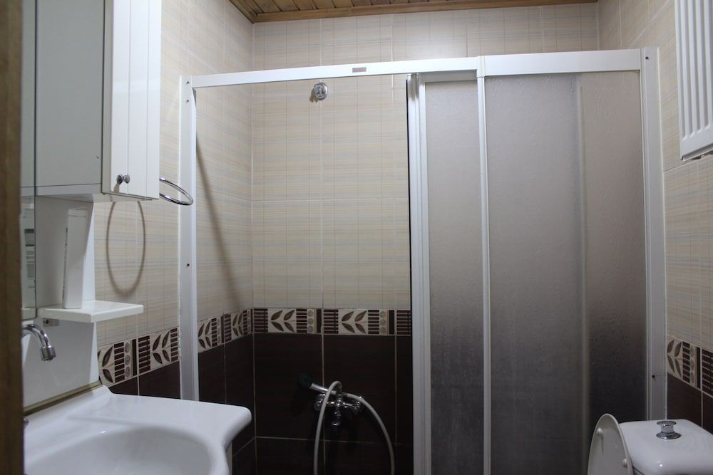 Abant Dere Otel Bungalow (Kus Evi) 13