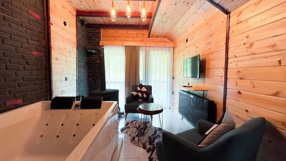 Abant Zumrut Dag Evi Deluxe Room, 1 Double Bed, Fireplace, Mountain View 8