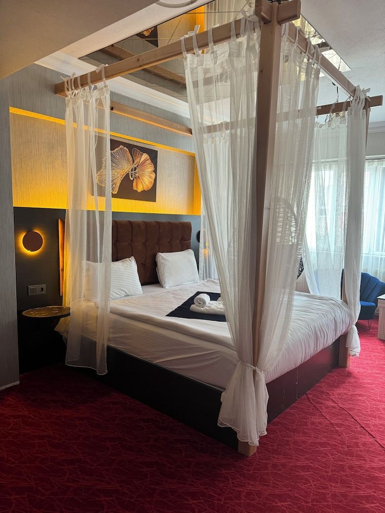 Akyol Palace Deluxe Room