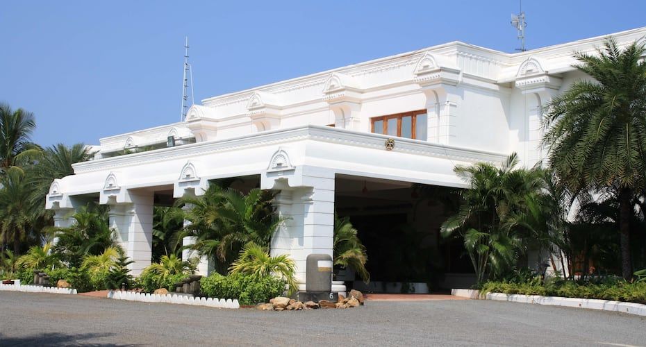 undefined Chariot Beach Resort 8