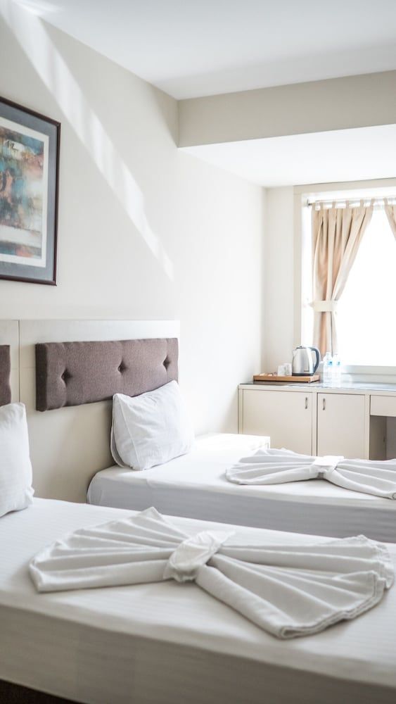 undefined Palm Inn Hotel 7