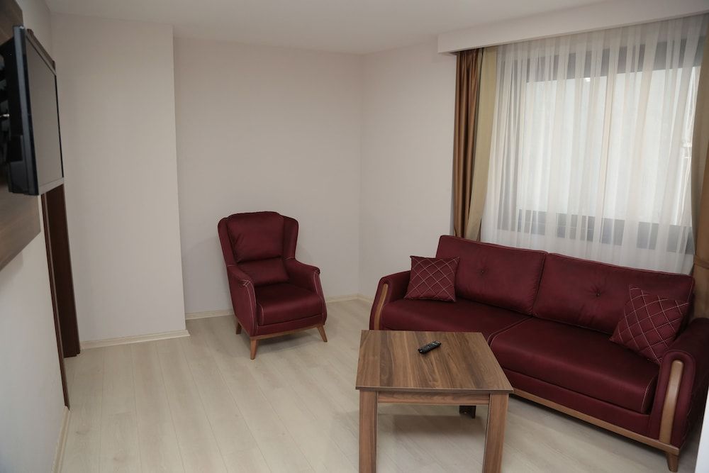 Hotel Paris Prestige Family Suite 3