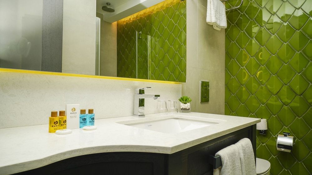 Hotel Rudis Deluxe Room, Partial Ocean View 2