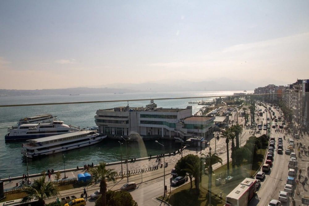 Missafir Exceptional Flat With Sea View in Izmir Apartment 25