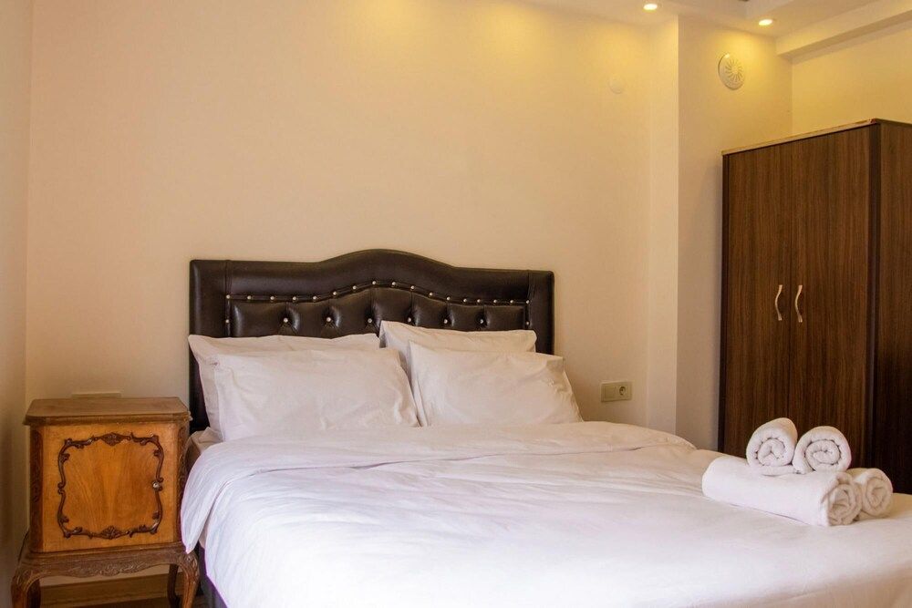 undefined Cozy and Central Flat Near Shore in Karsiyaka 9