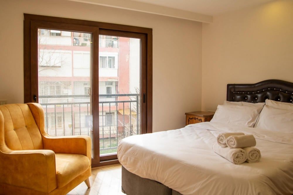 undefined Cozy and Central Flat Near Shore in Karsiyaka 2