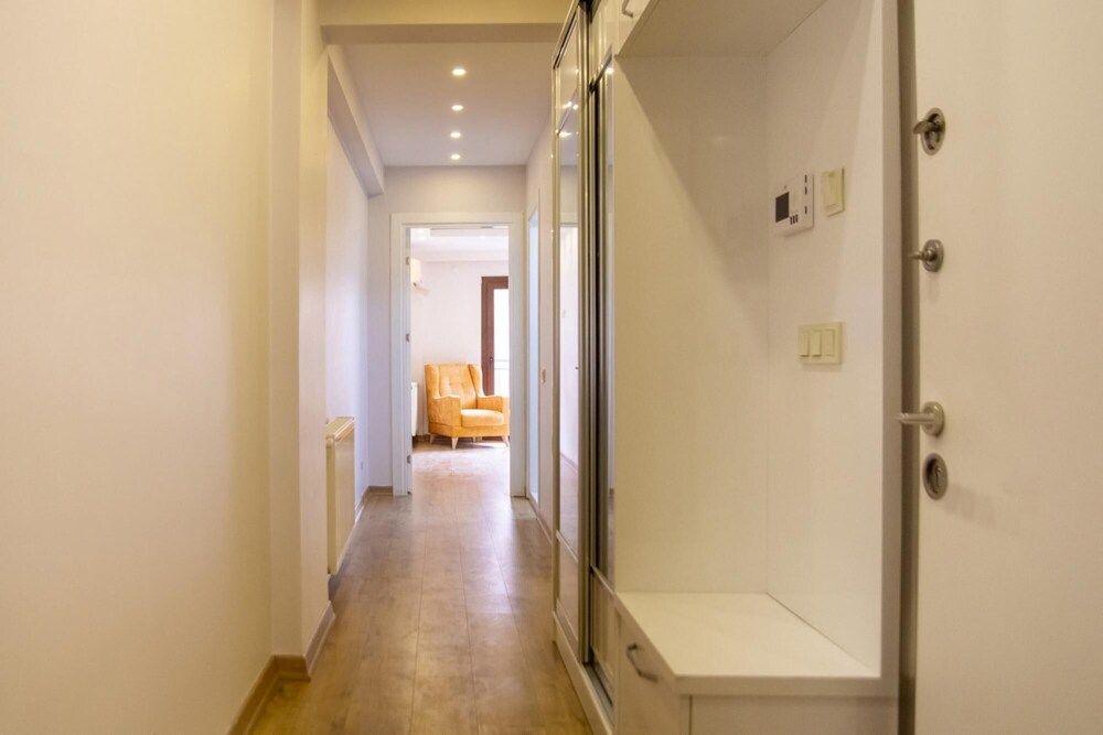 undefined Cozy and Central Flat Near Shore in Karsiyaka 7