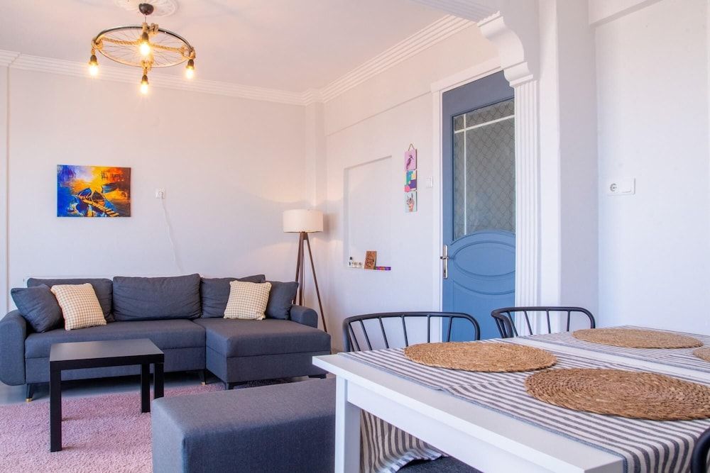 undefined Lovely Flat in Konak With Sea View and Balcony 7