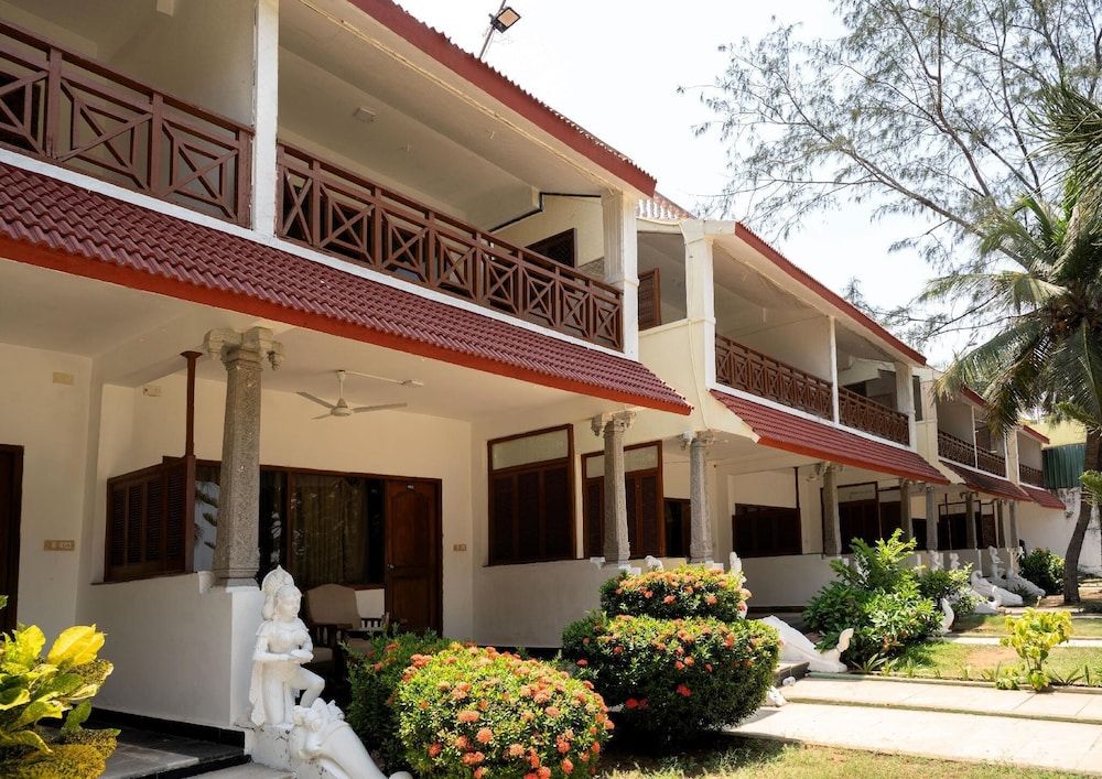 undefined Sea Breeze Beach Resort 9