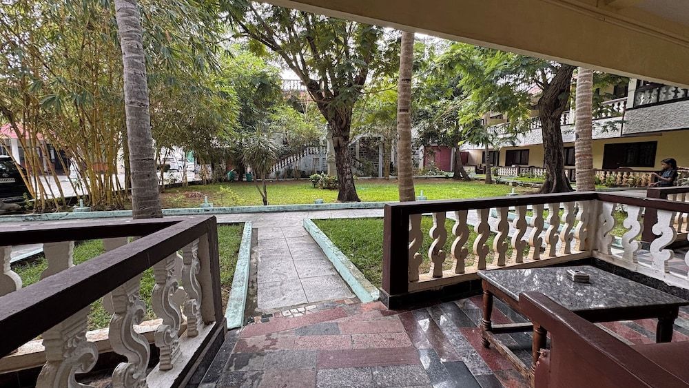 Sea Breeze Beach Resort Superior Double or Twin Room, Balcony, Garden View 3