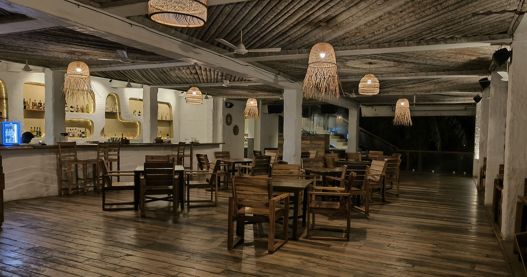 Food & Dining