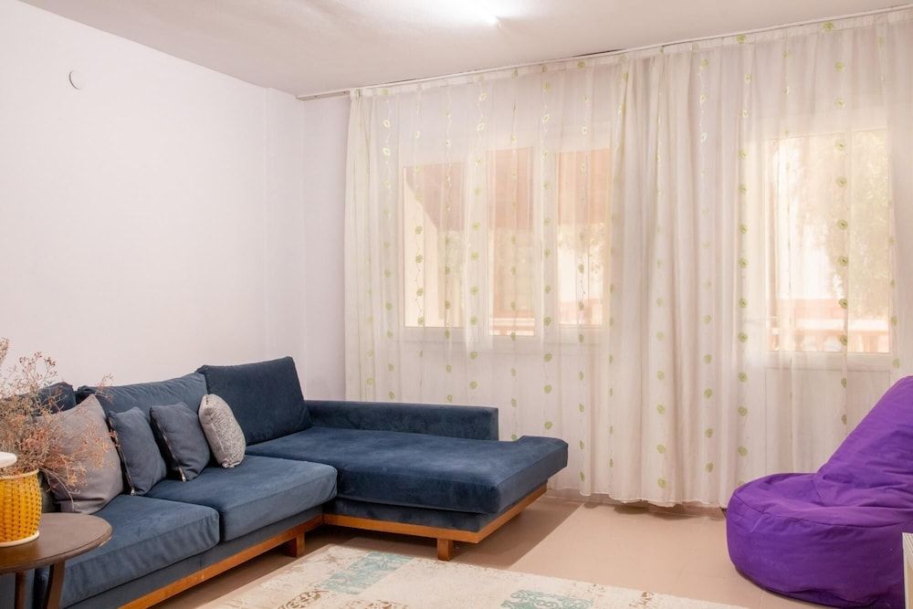 undefined Flat With Large Balcony in Izmir