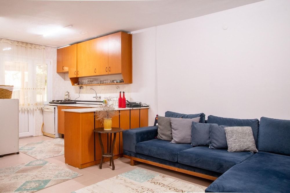 undefined Flat With Large Balcony in Izmir 2