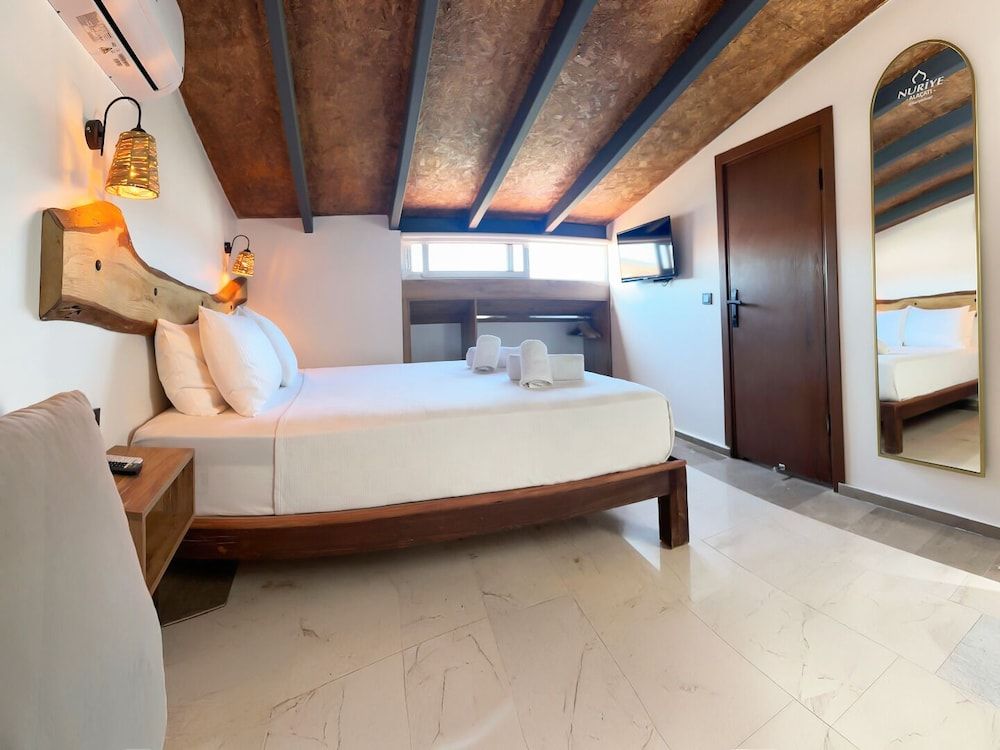 Nuriye Alacati Comfort Room 3