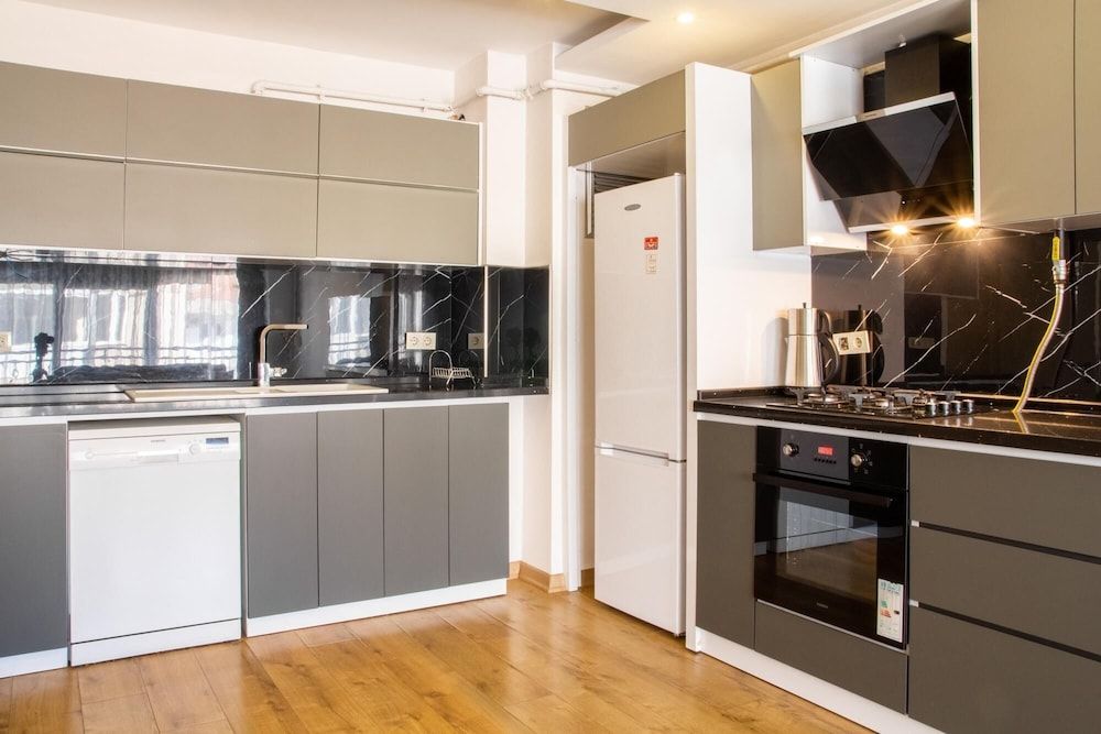 undefined Magnificent Flat With Jacuzzi in Karsiyaka 5