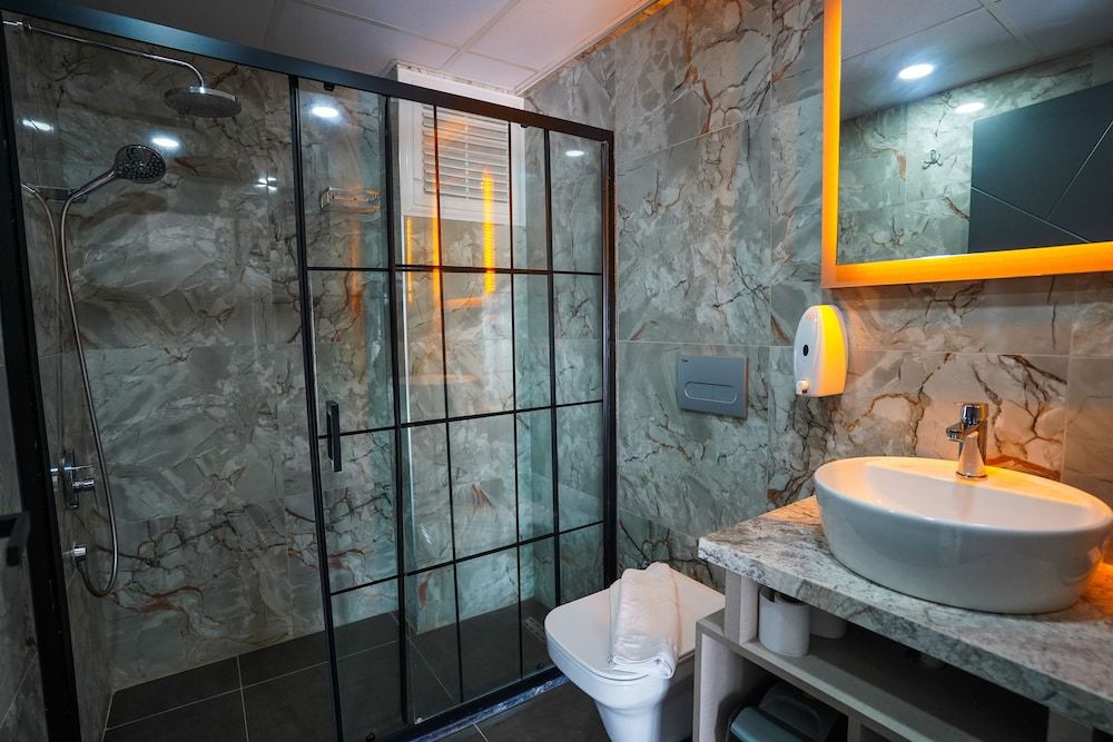 Talles Loft Hotel King Life Room 7