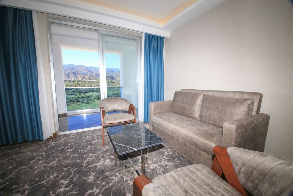 Aymira Hotel & Spa Suite 10