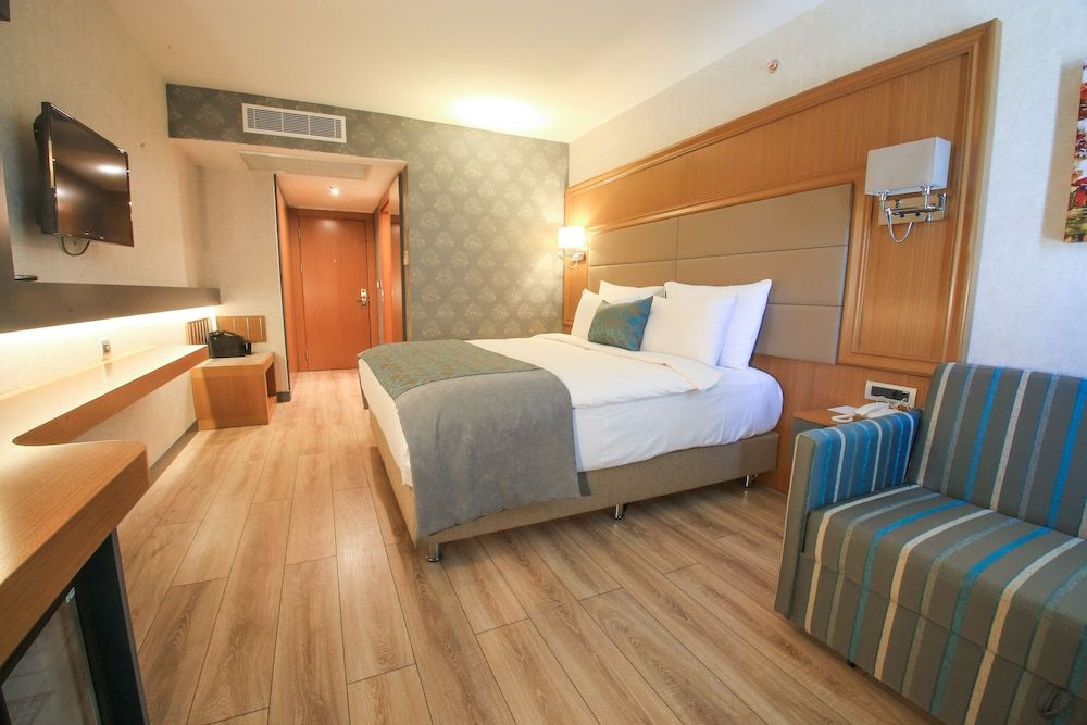 Aymira Hotel & Spa Deluxe Double Room 2