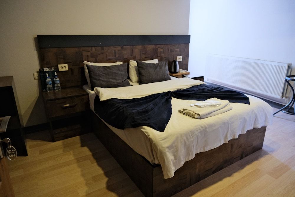 Atlas Hotel Double Room 6