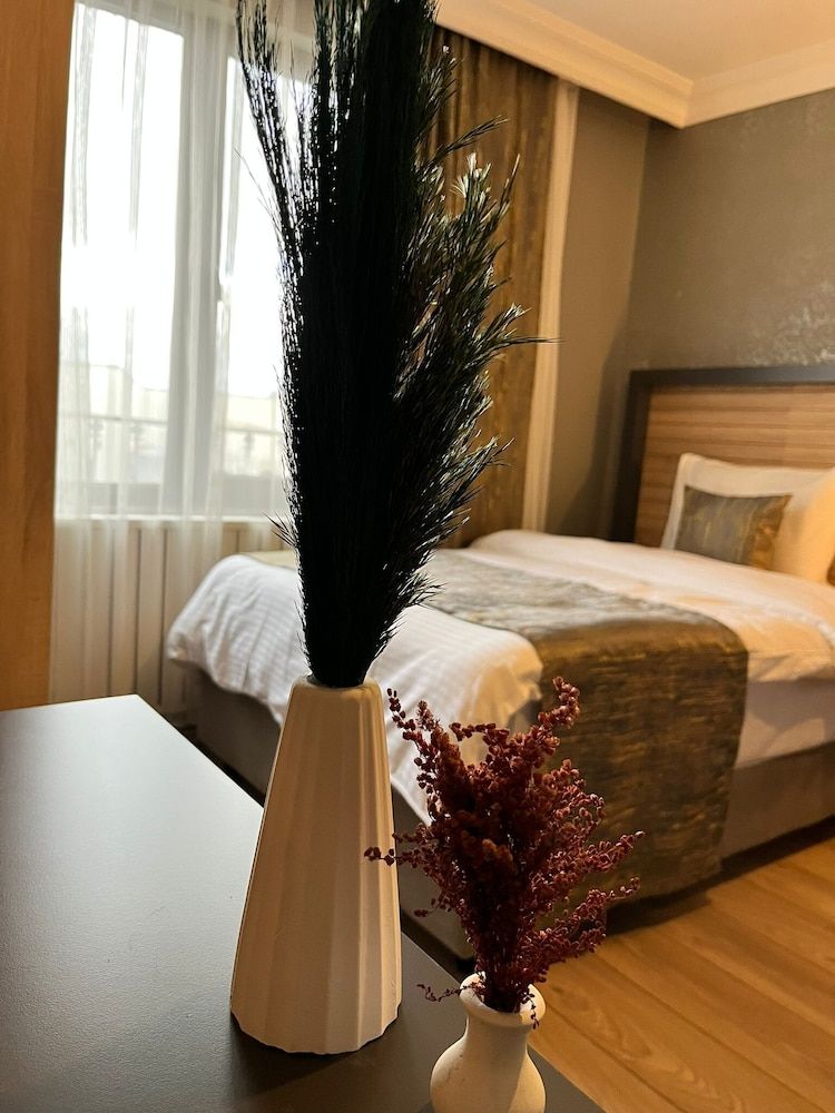 Çag Otel Standard Twin Room 9