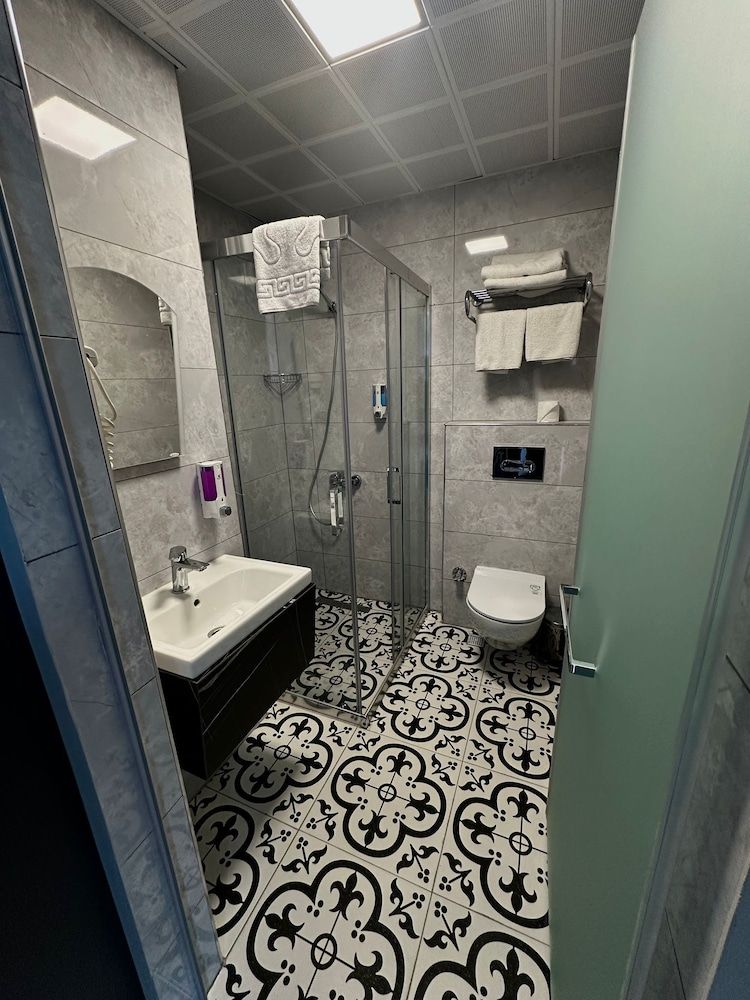 Ale Park Hotel Deluxe Room, 1 Bedroom 9