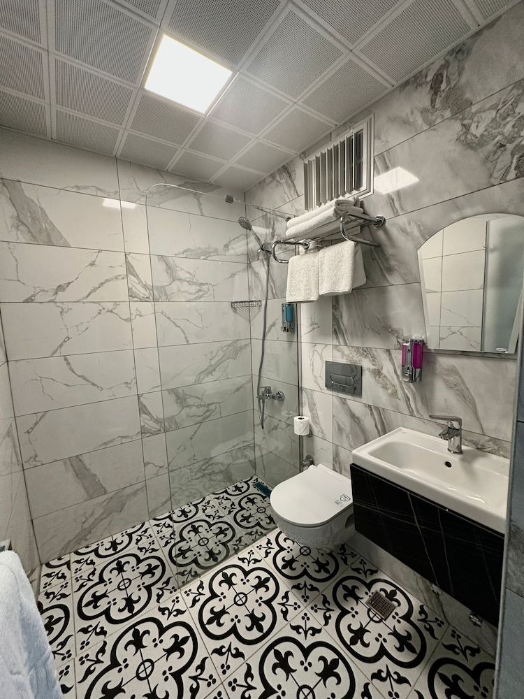 Ale Park Hotel Deluxe Room, 1 Bedroom 7