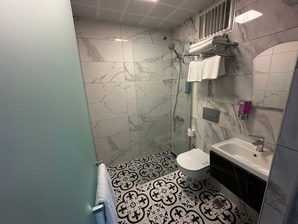 Ale Park Hotel Deluxe Room, 1 Bedroom 3