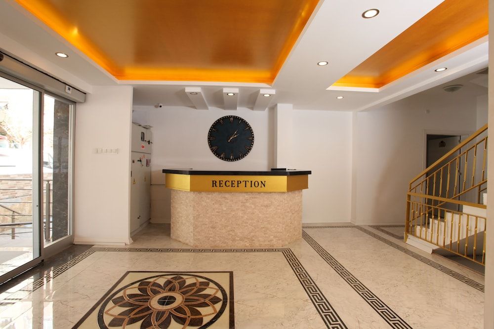 Golden Spark Apart Hotel Standard Triple Room 3