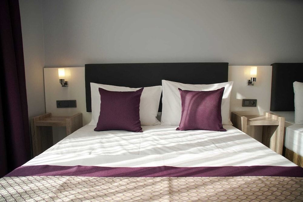 Af-Ra Hotel Economy Room 2