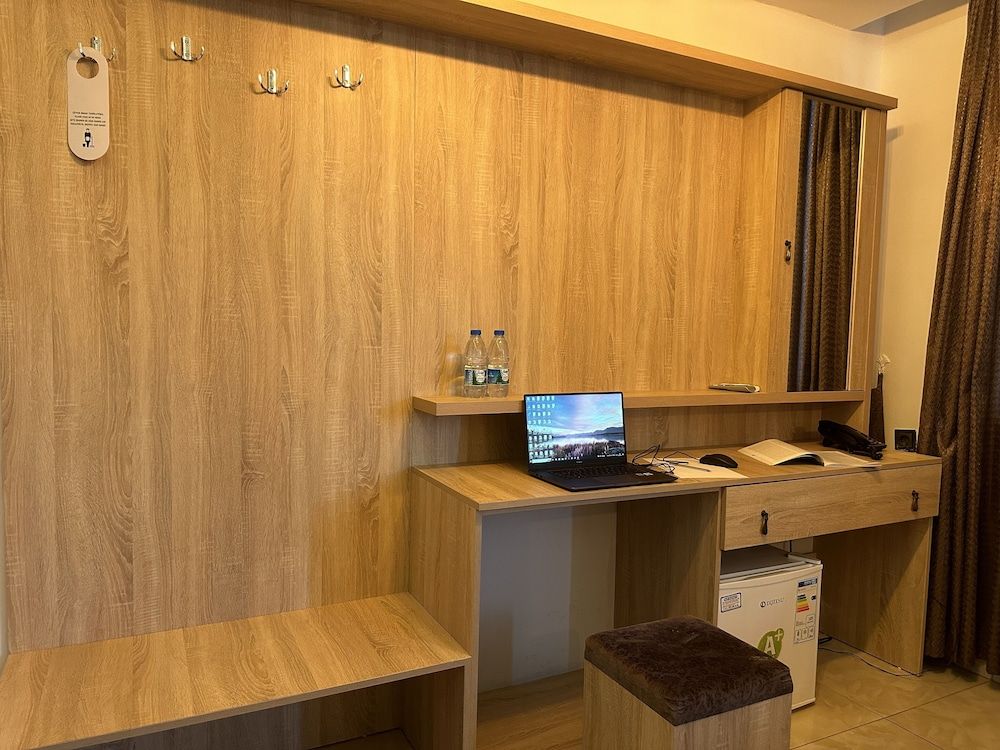 Beyond Otel Standard Triple Room 15