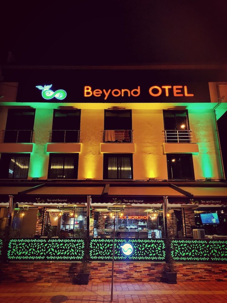 undefined Beyond Otel 5