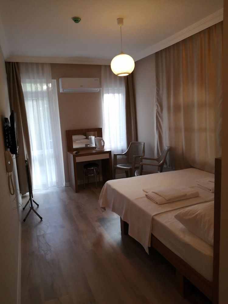 REGA OTEL Family Room, Non Smoking, 2 Bathrooms 2