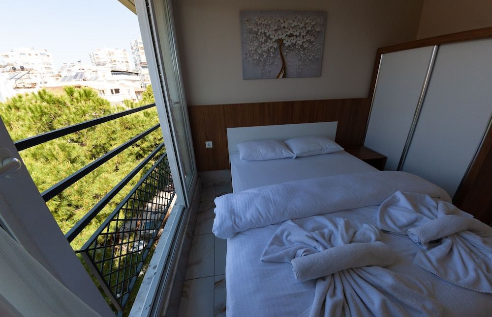 undefined REGA OTEL 10