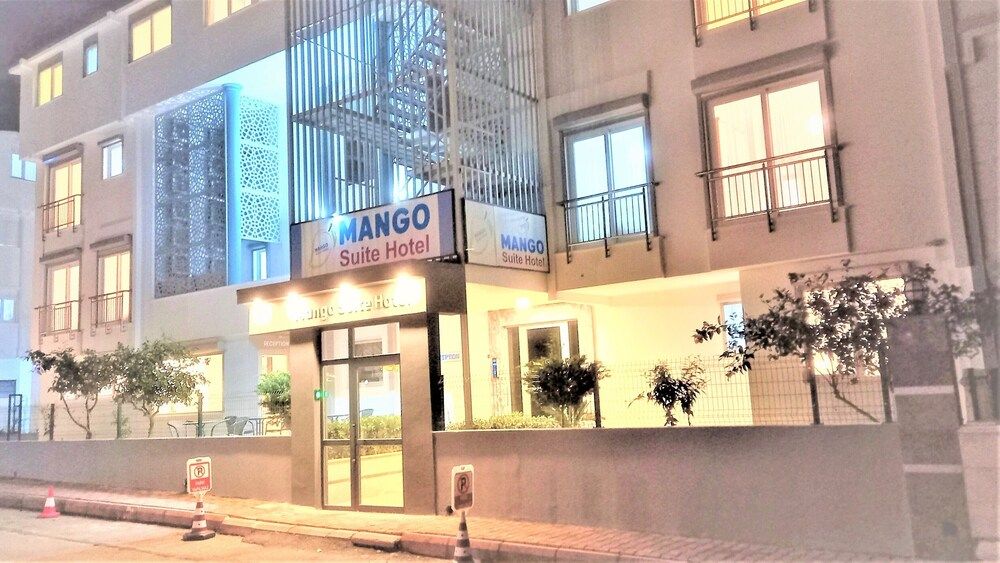 undefined Mango Suite Apartment 2