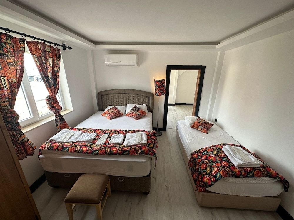 undefined White country boutique hotel 9