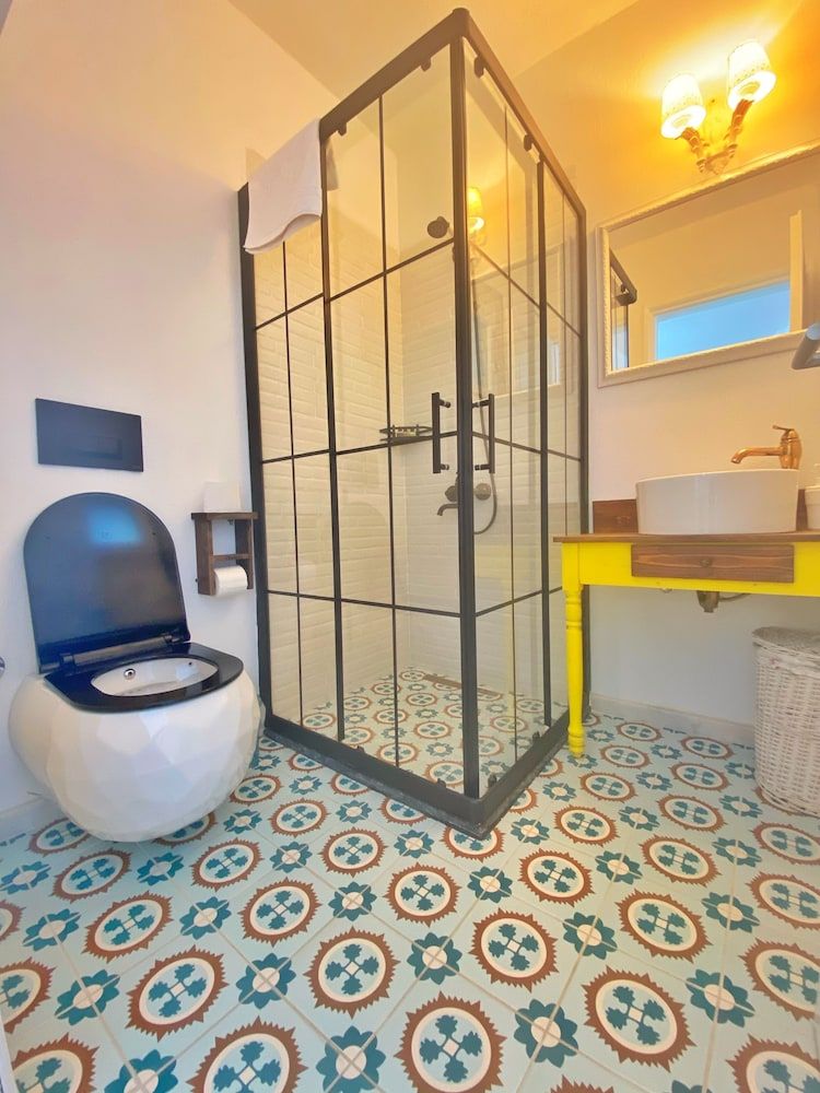 Kesre Otel Alacati Standard Double Room 6