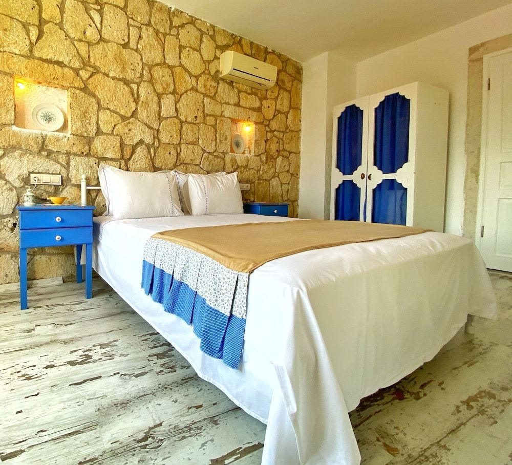 Kesre Otel Alacati Standard Double Room 3