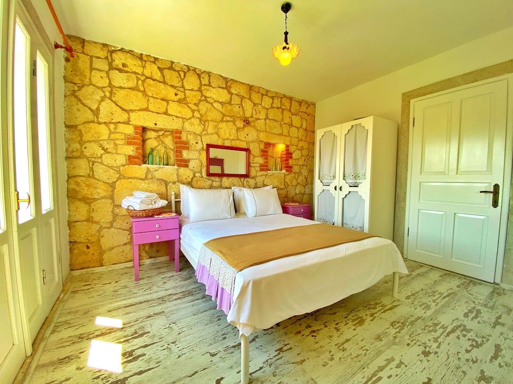 Kesre Otel Alacati Standard Double Room 4