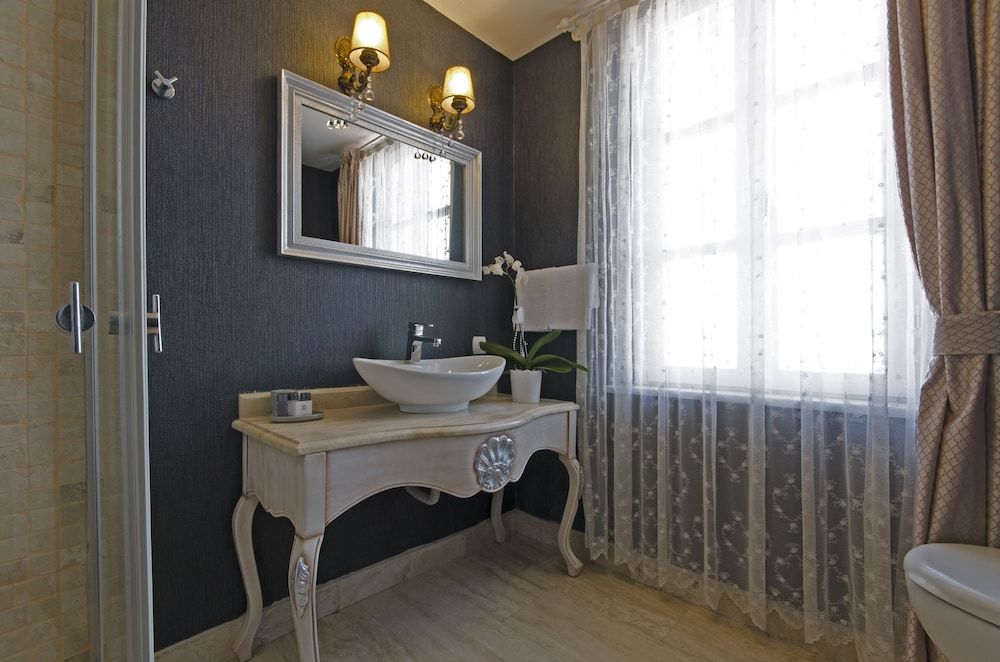 Alacati Roka Tas Otel Deluxe Room 12