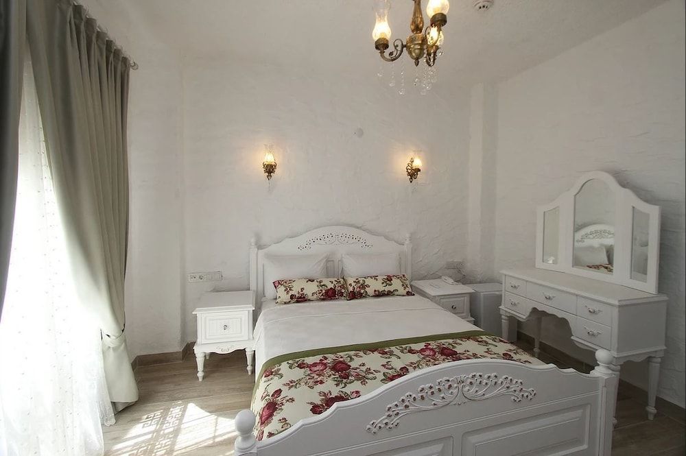 undefined Alya Mou Butik Otel 7