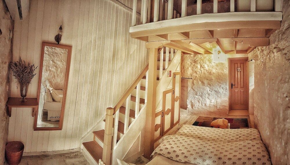 undefined Lilyum Alaçatı Butik Otel 2