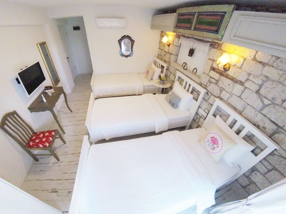 undefined Morisi Konak 3