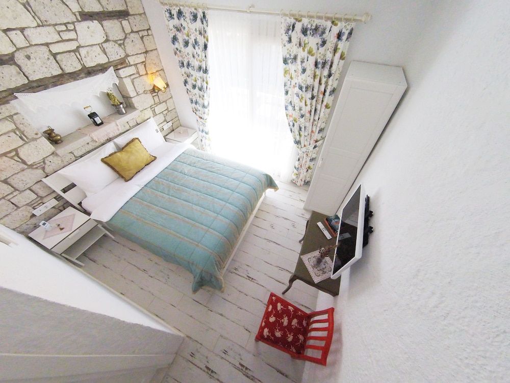 Morisi Konak Standard Double Room, Garden View 5