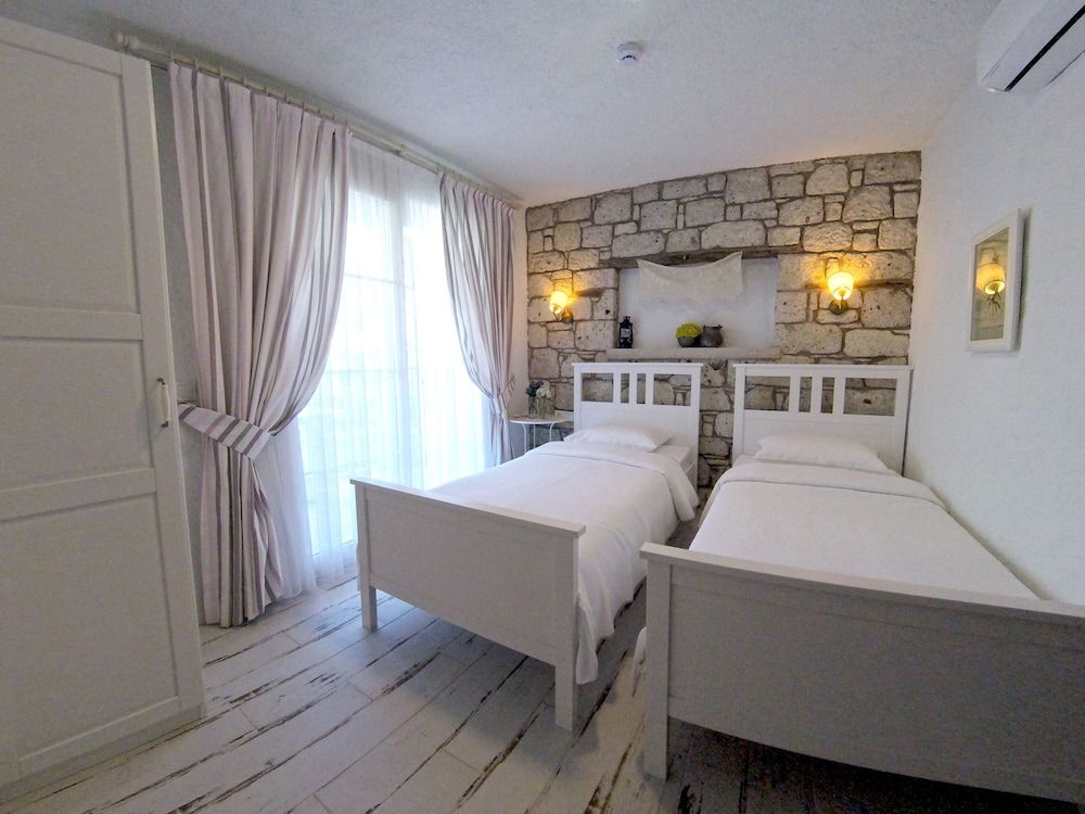 Morisi Konak Standard Double Room, Garden View 19